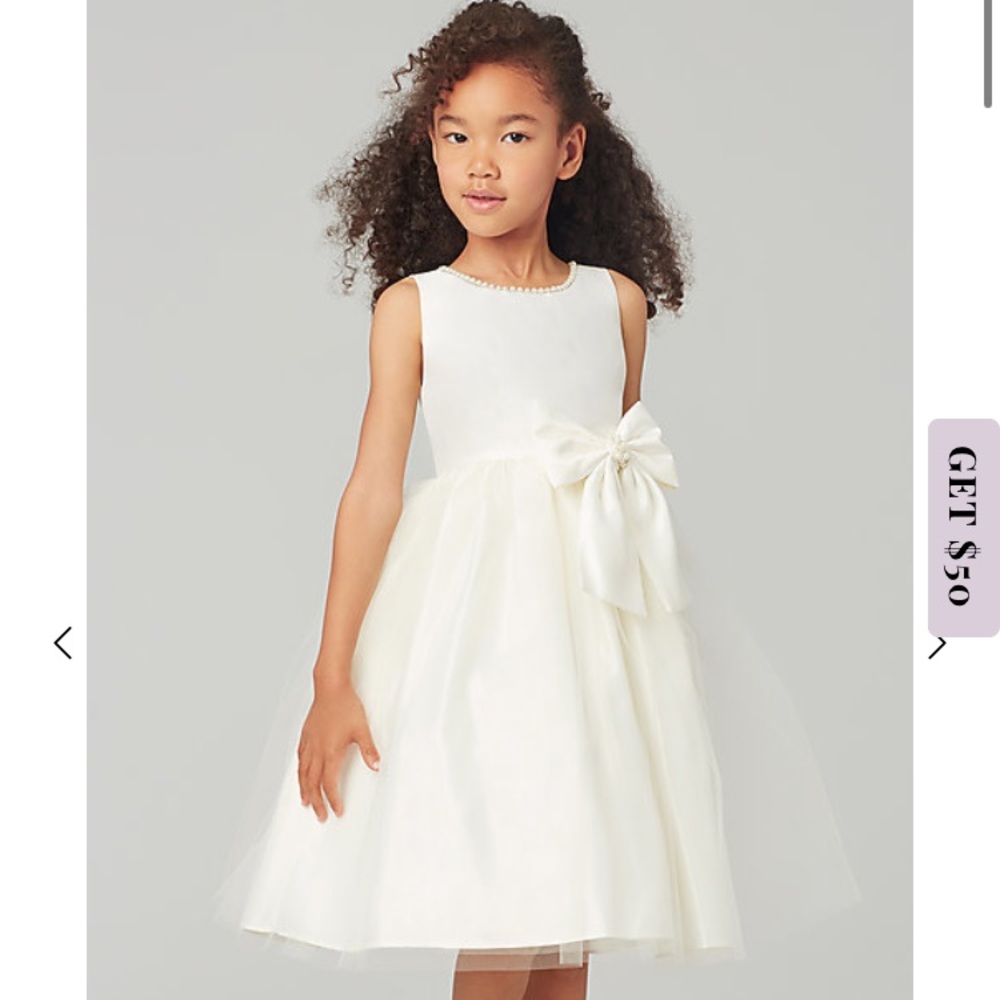 Kleinfeld ivory flower girl dress size 6